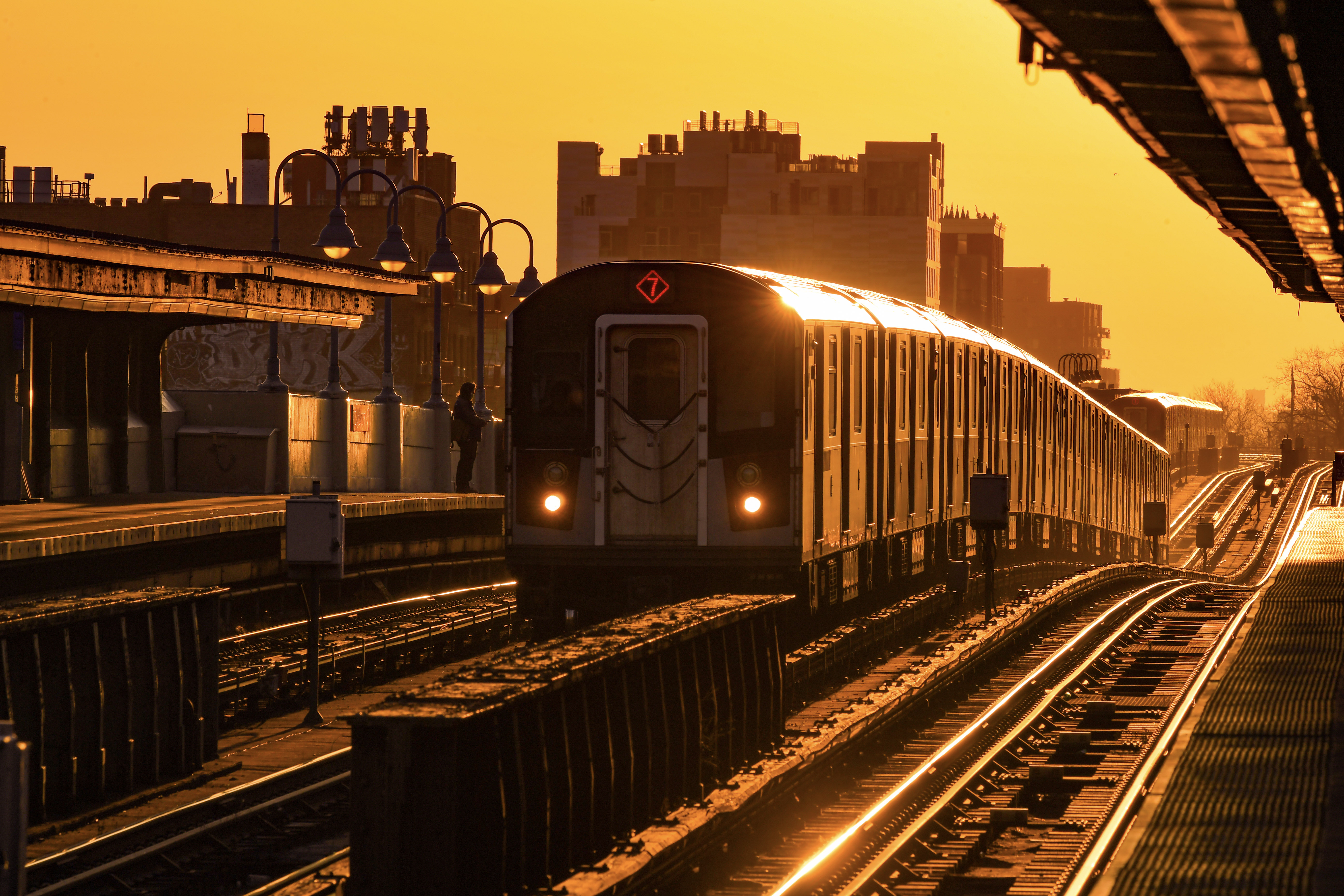 More Than 2.3 Million New Yorkers Chose to #TakeTheTrain On a Single Day Last Week